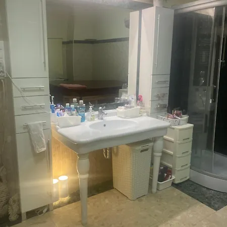 Séjour chez l'habitant Westend Guest *